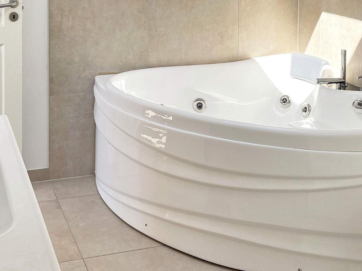 6 Person Holiday Home In Bjert Sønder Bjert Zewnętrze zdjęcie
